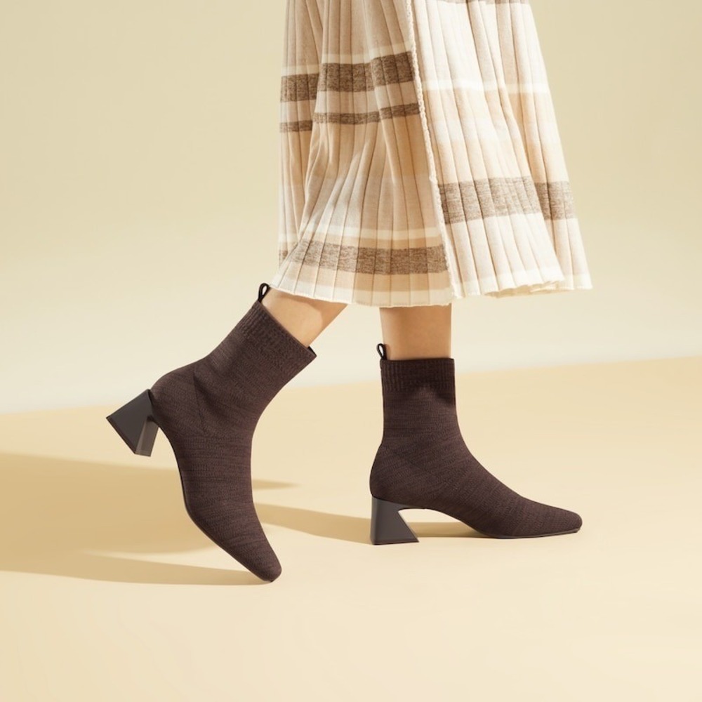 VIVAIA Water-Repellent Square Toe Wide Heel Boots DK Chocolate EU/42 US/10.5